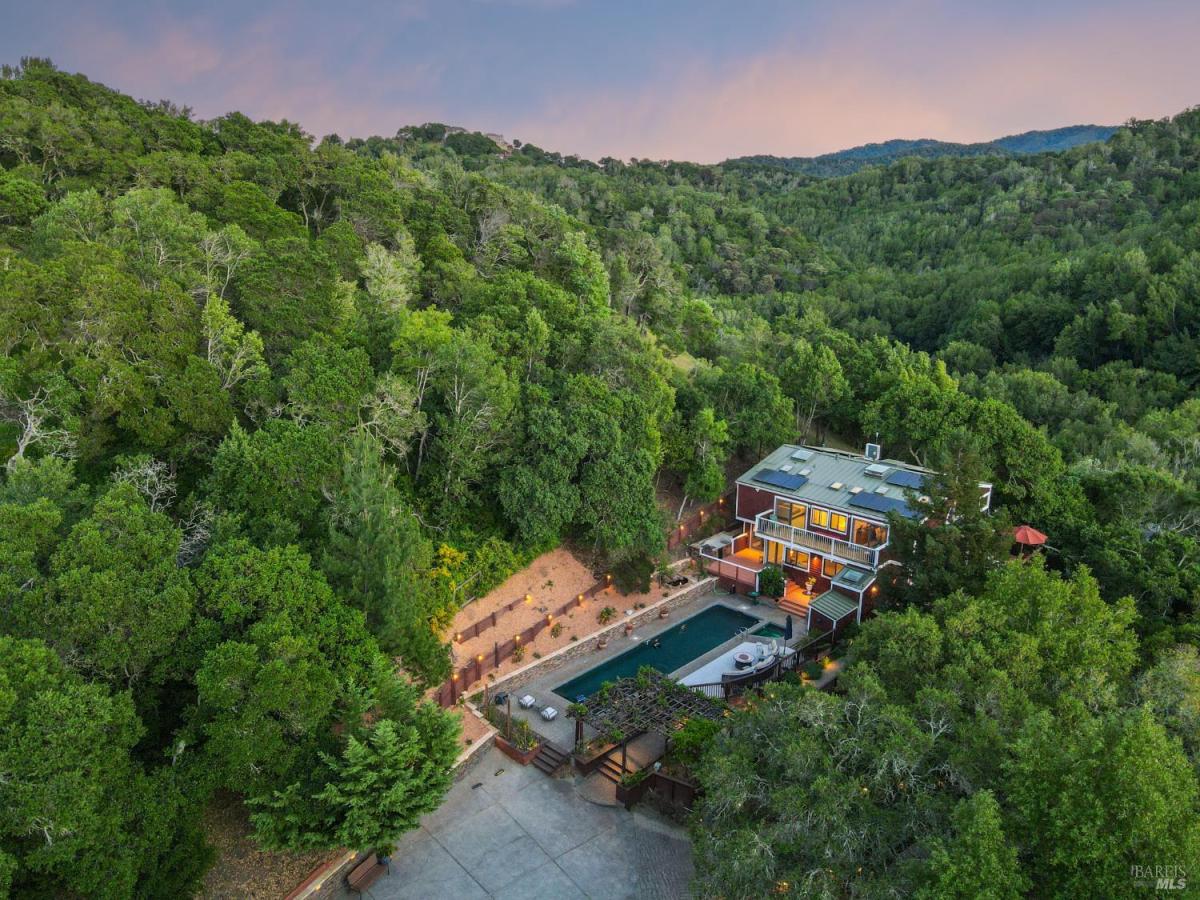 MLS #326024790 img 0