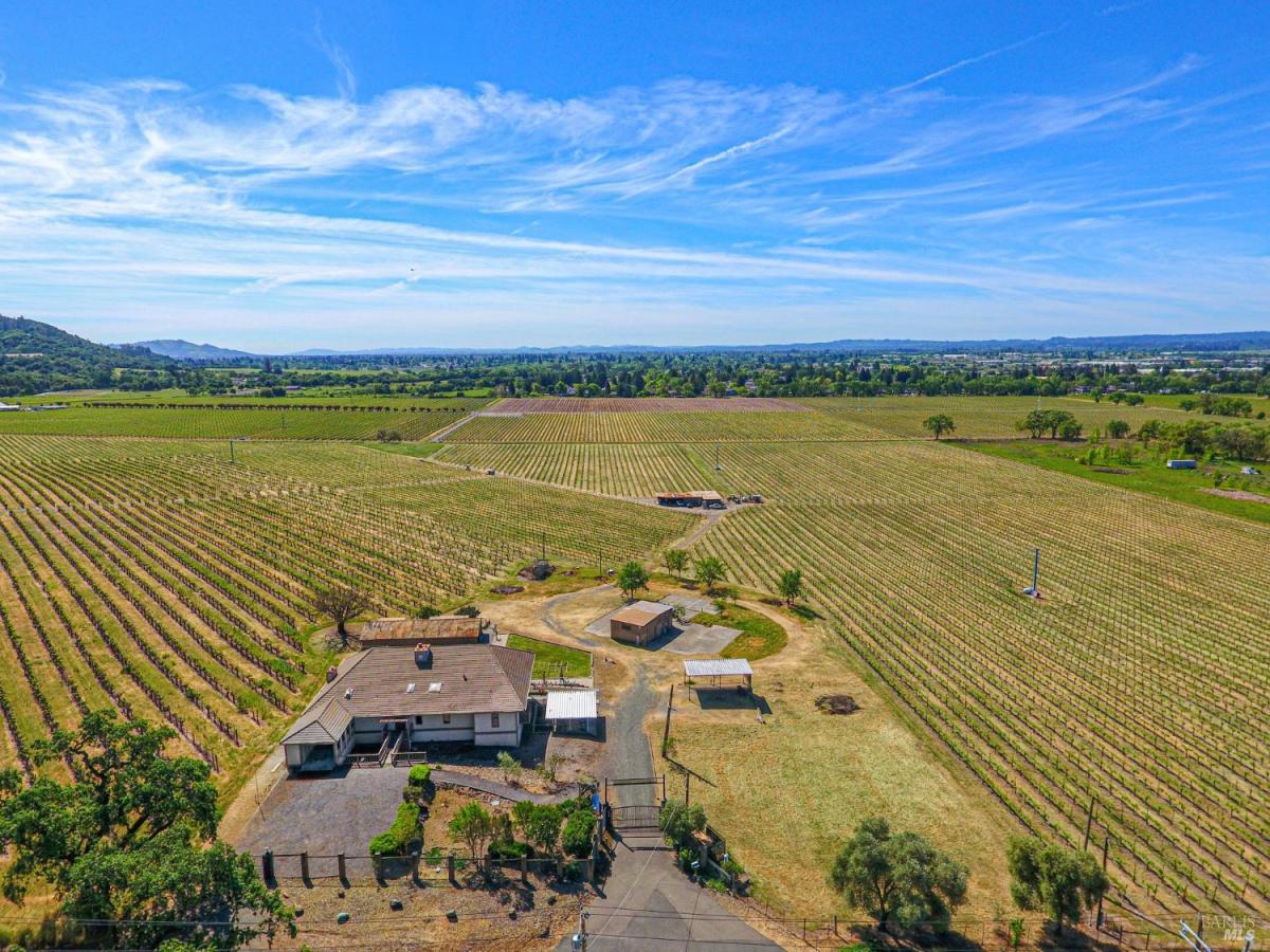 MLS #326024832 img 0