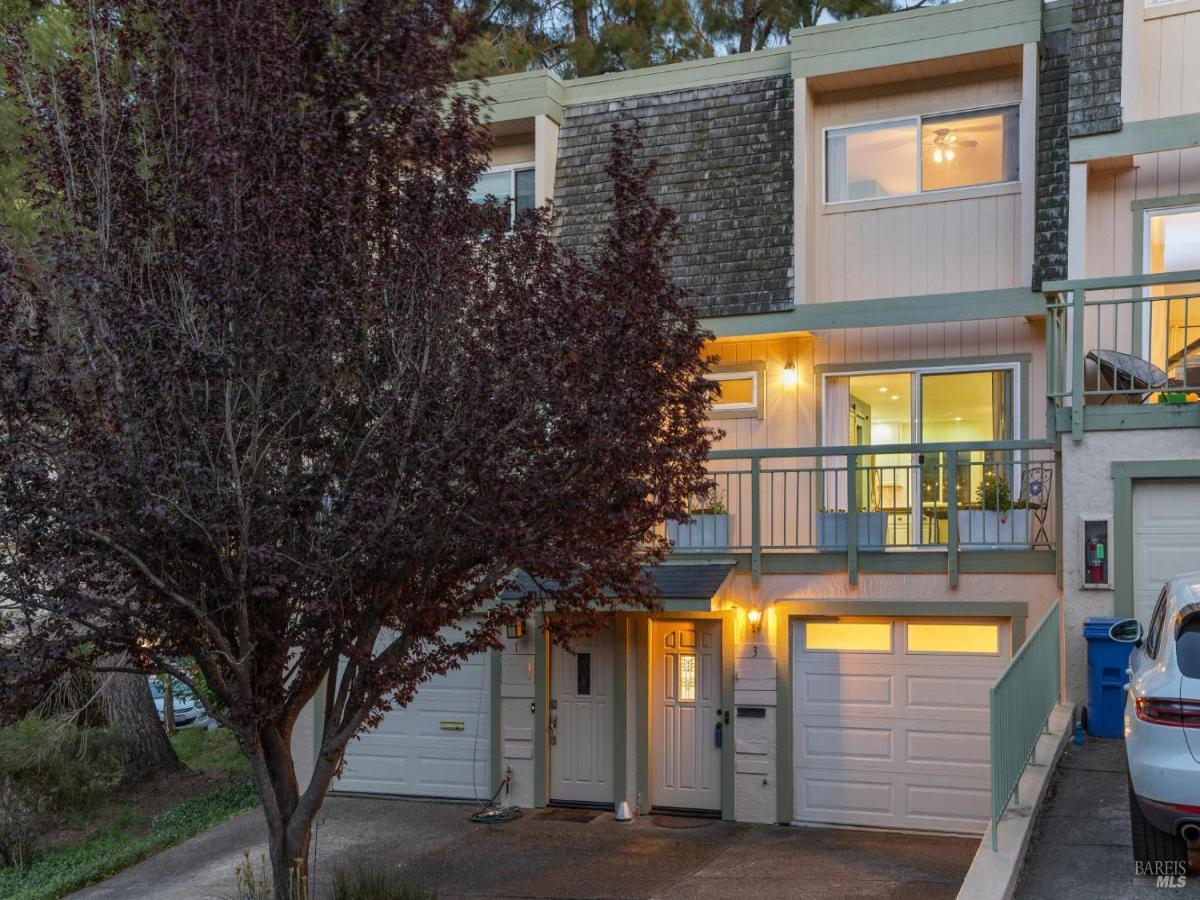 MLS #326024925 img 0