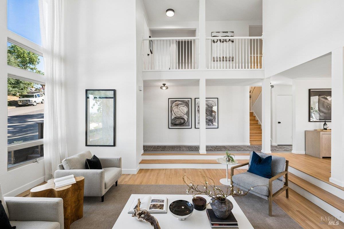 MLS #326025275 img 0