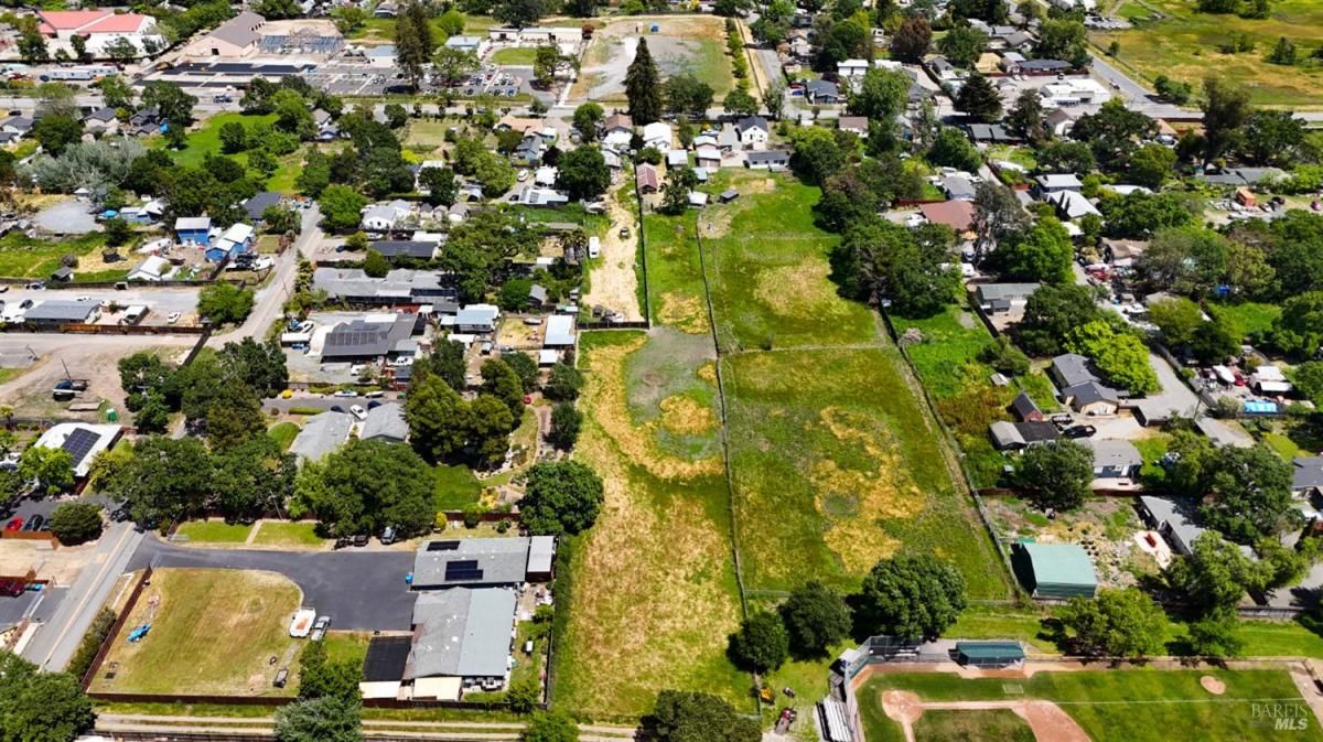 MLS #326025487 img 0