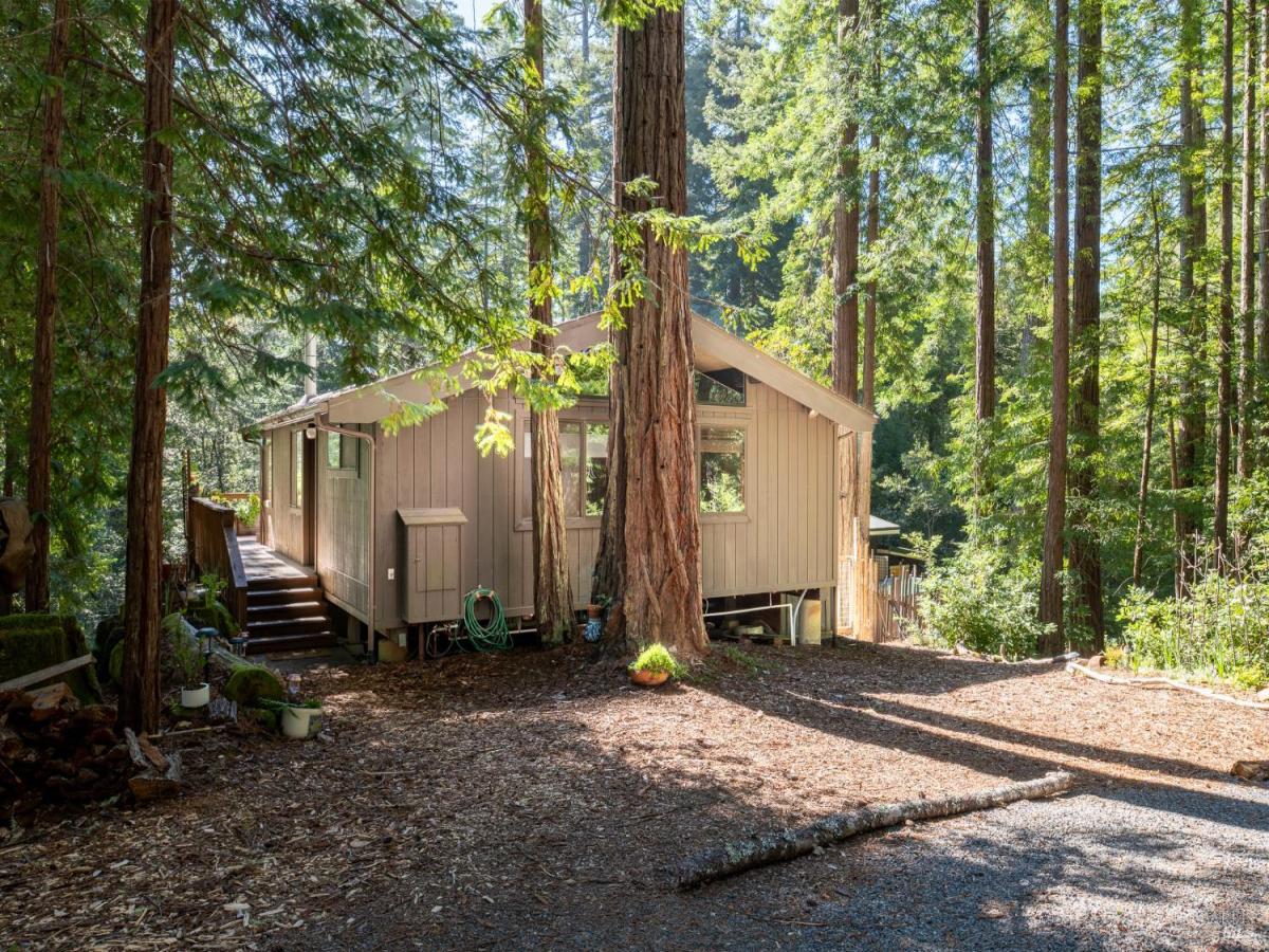 MLS #326025677 img 0