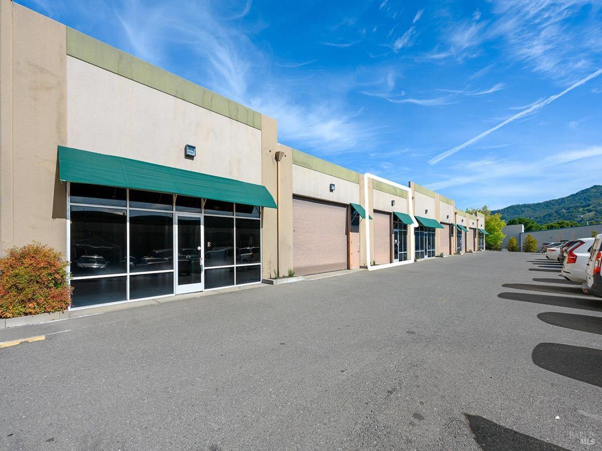 MLS #326025687 img 0