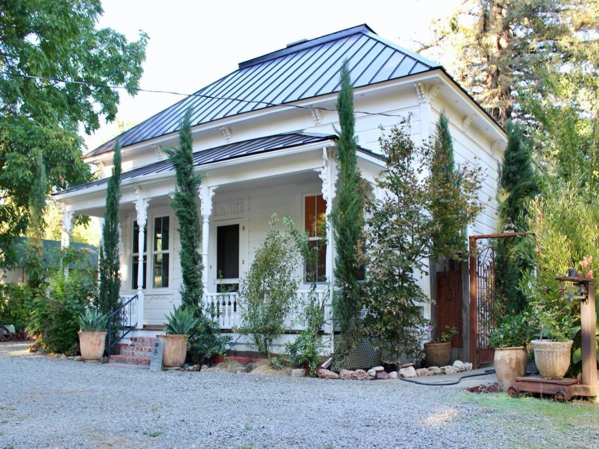 MLS #326025850 img 0