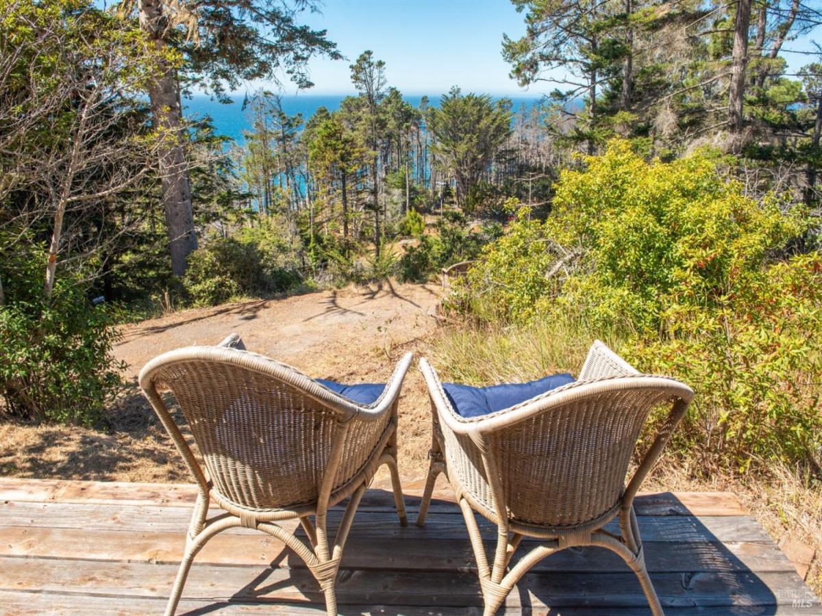 MLS #326026028 img 0