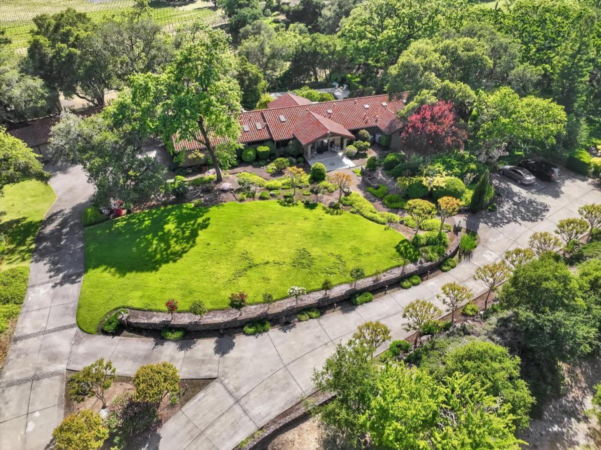 MLS #326026364 img 0