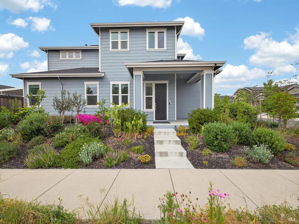 MLS #326026652 img 0