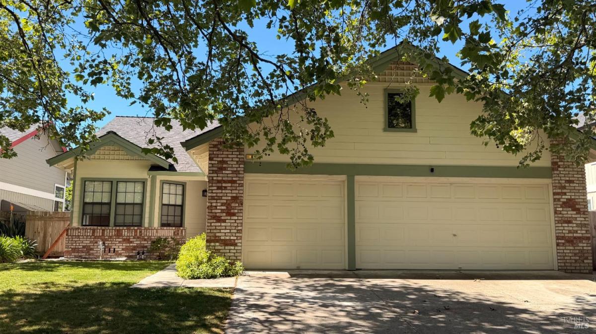 MLS #326026700 img 0