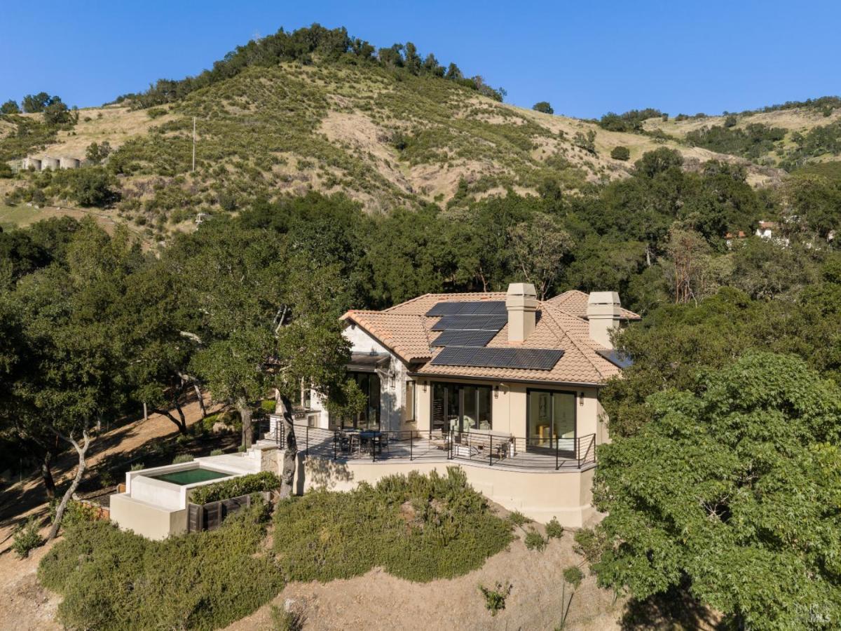 MLS #326027370 img 0