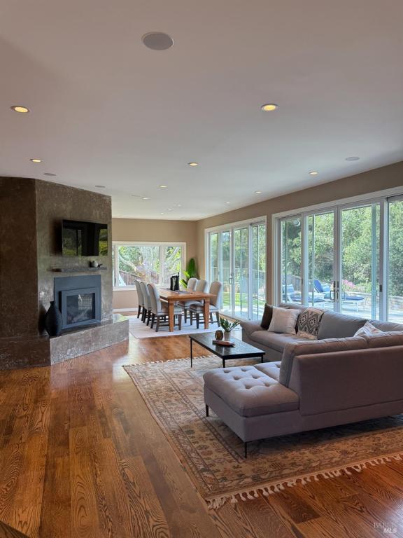 MLS #326027779 img 0