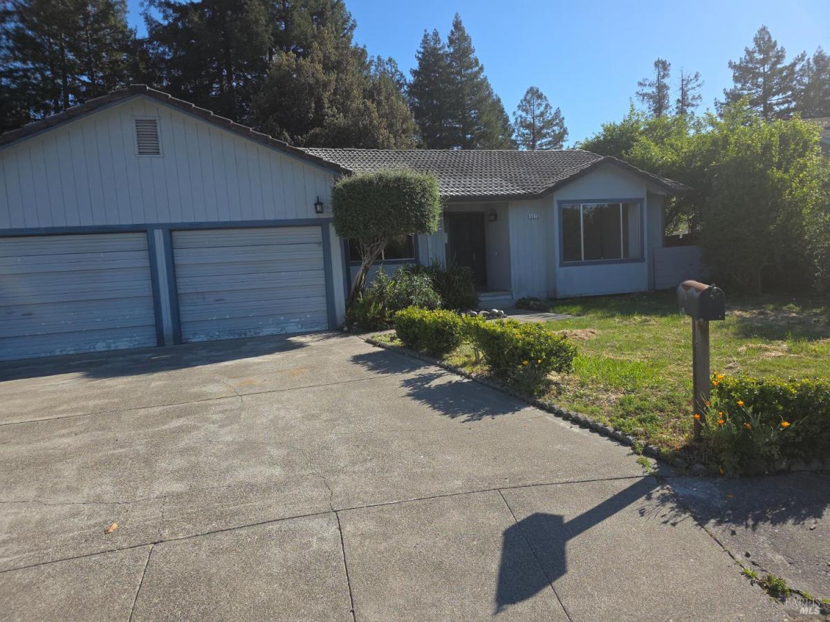 MLS #326027949 img 0