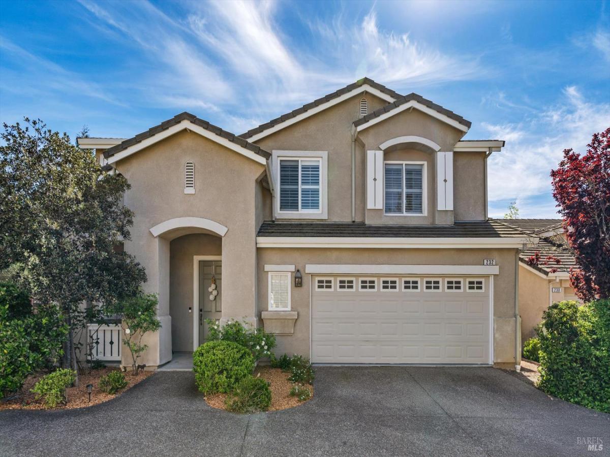 MLS #326028457 img 0