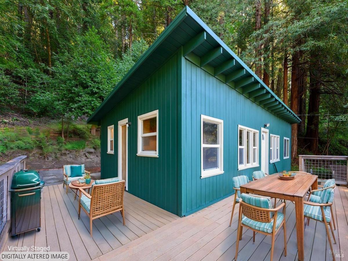 MLS #326028624 img 0