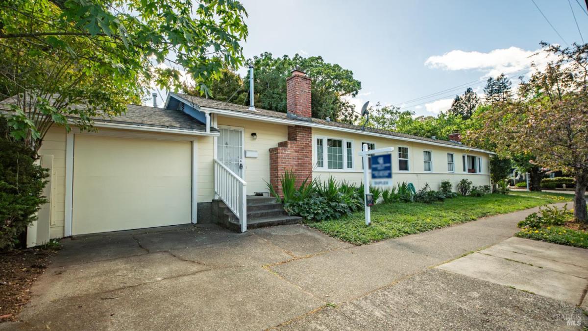 MLS #326028868 img 0