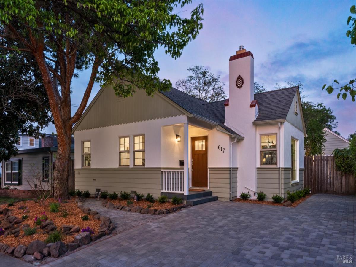 MLS #326028882 img 0