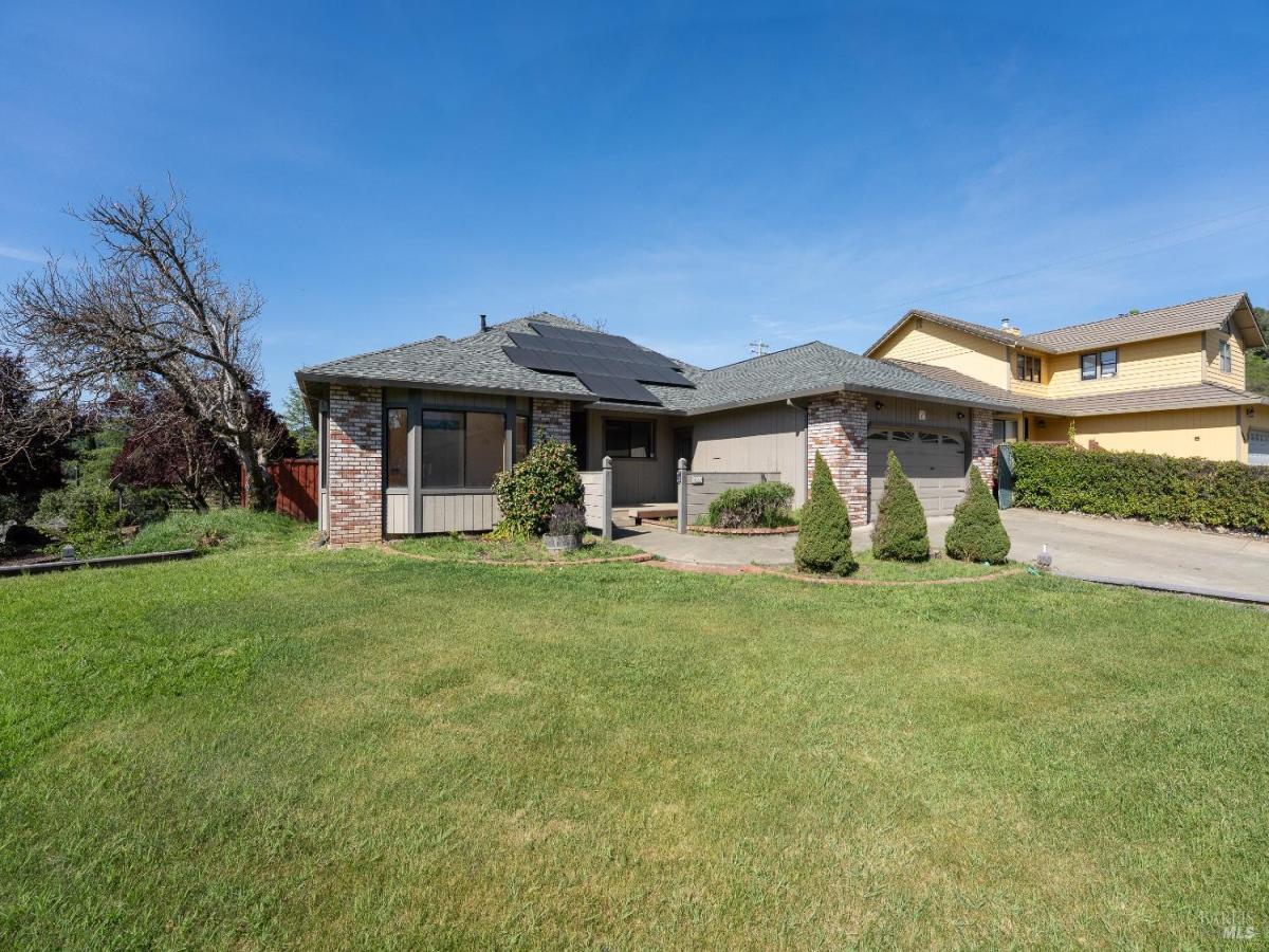 MLS #326029285 img 0