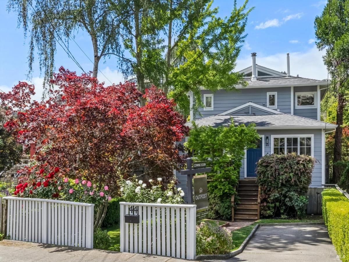 MLS #326029572 img 0