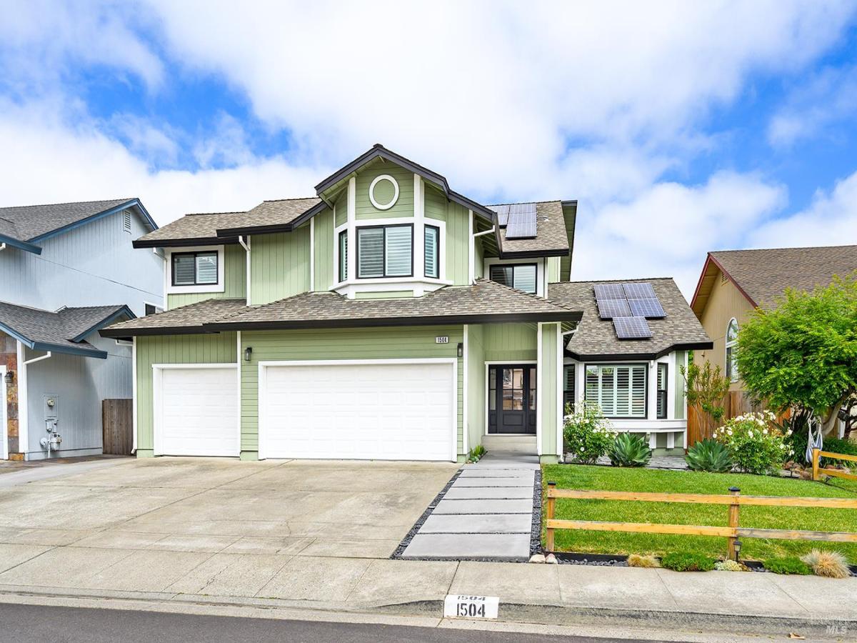 MLS #326029599 img 0