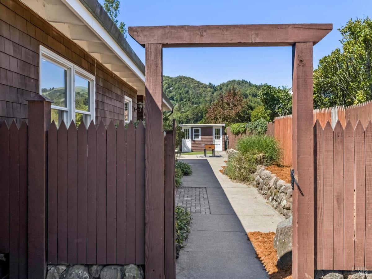 MLS #326029968 img 0