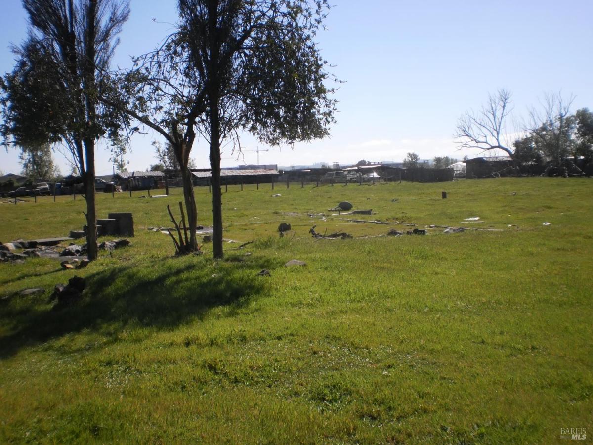 MLS #326030601 img 0