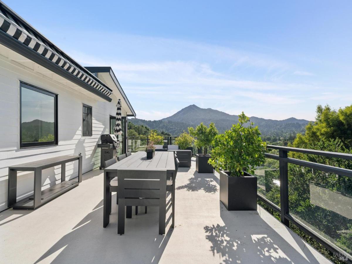 MLS #326031465 img 0