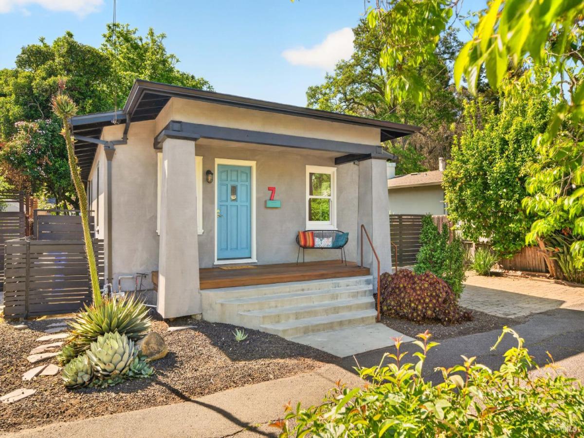 MLS #326031537 img 0