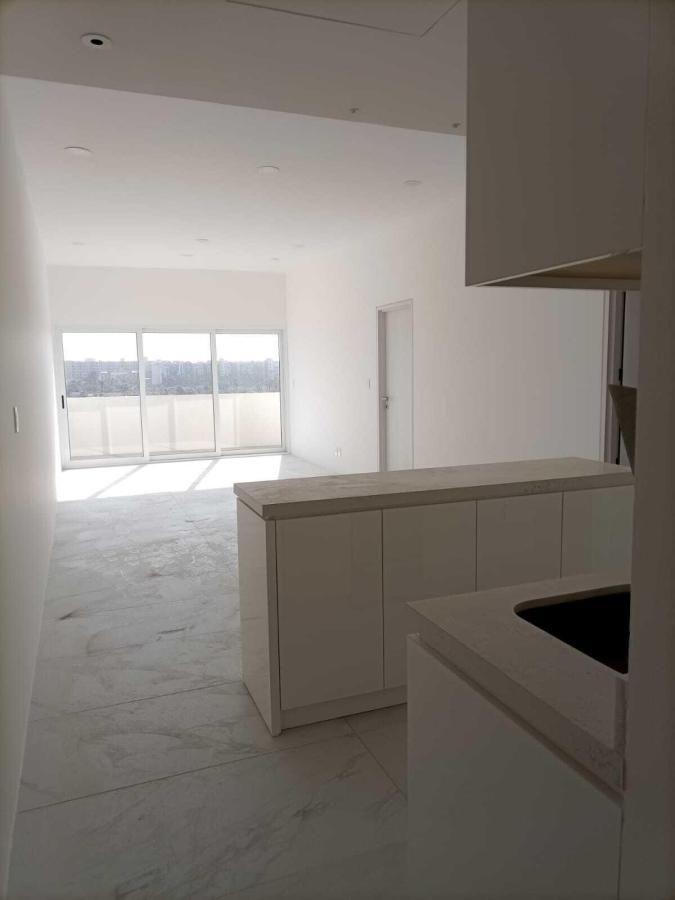 MLS #25-2375 img 0
