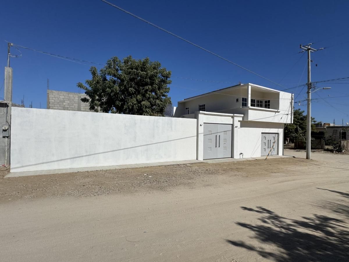 MLS #25-2380 img 0