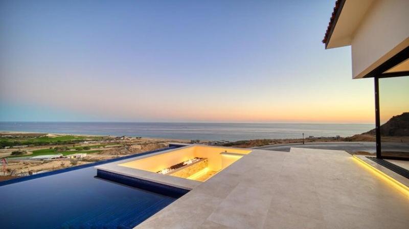 MLS #25-2418 img 0