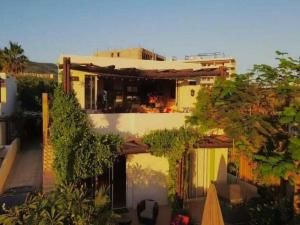 MLS #25-3273 img 0
