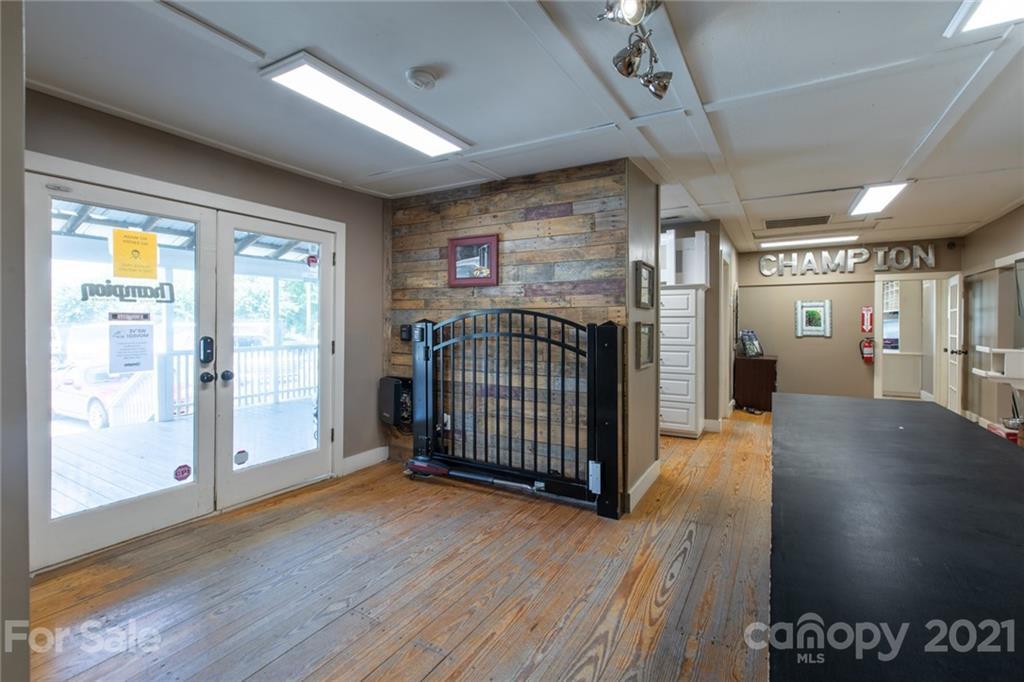 10328 Robinson Church Road Charlotte NC 28215 CAR3771711