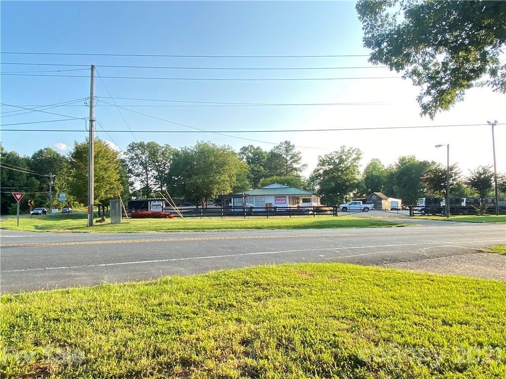 10328 Robinson Church Road Charlotte NC 28215 CAR3771711