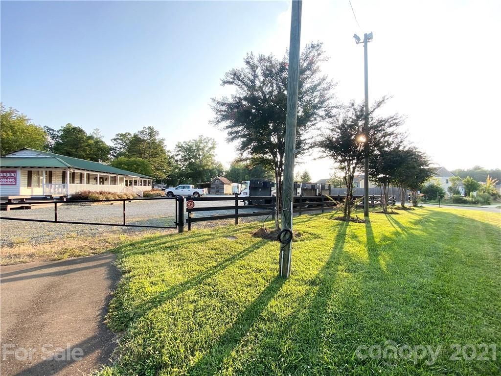 10328 Robinson Church Road Charlotte NC 28215 CAR3771711