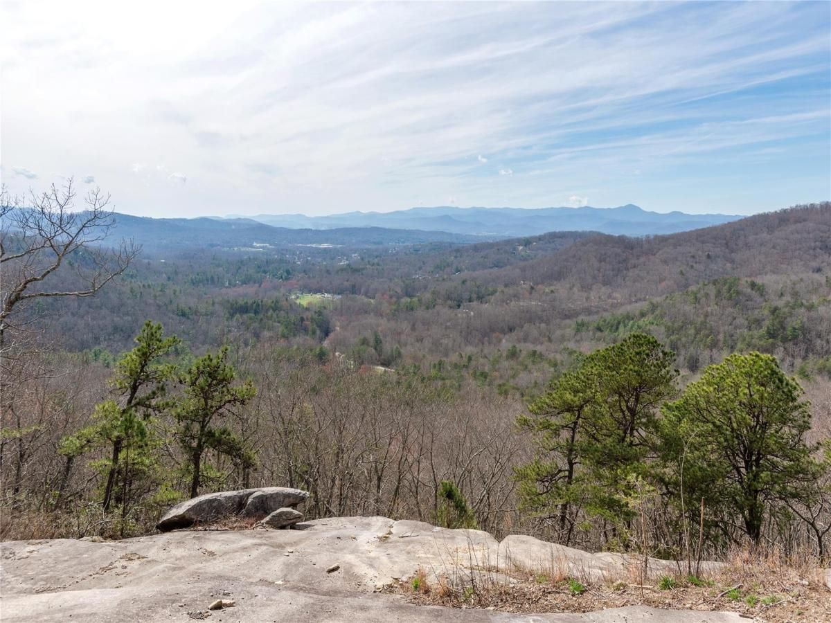 9999 Cane Creek Road Fletcher NC 28732 CAR4077547