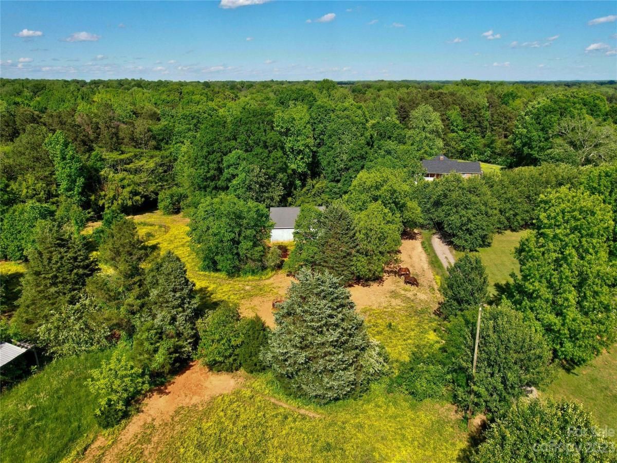 1001 & 995 Shearers Road Mooresville NC 28115 MLS CAR4025722