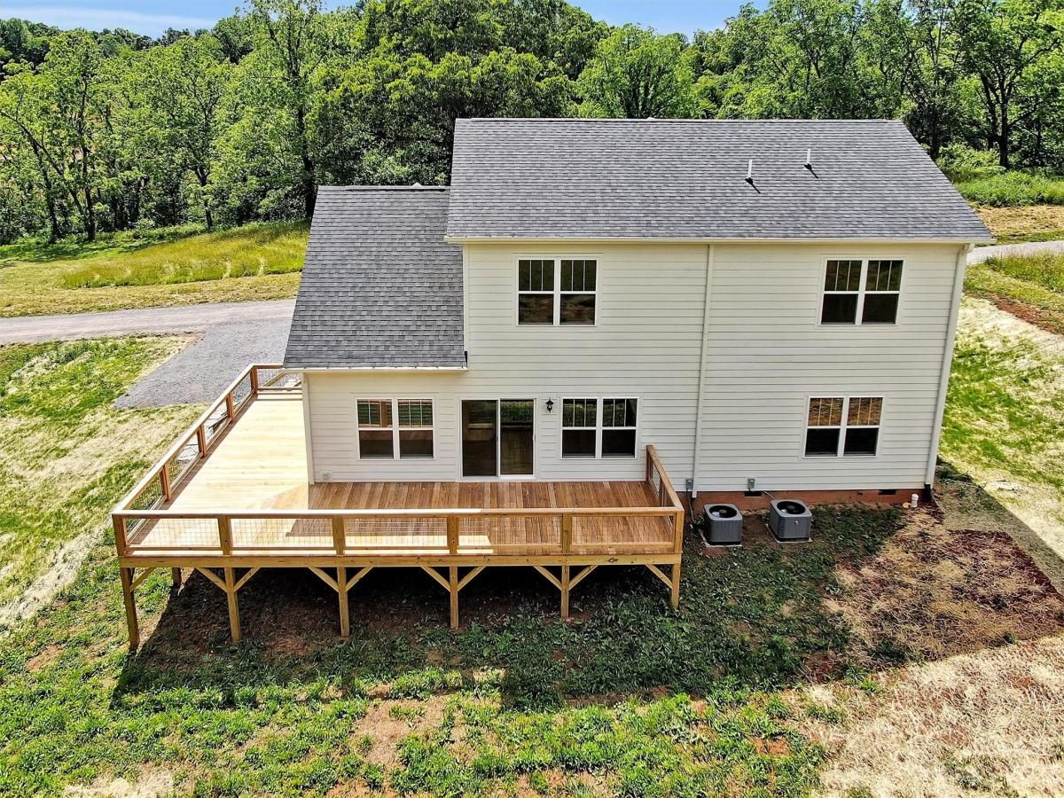 492 Scruggs Circle Canton NC 28716 CAR4050806