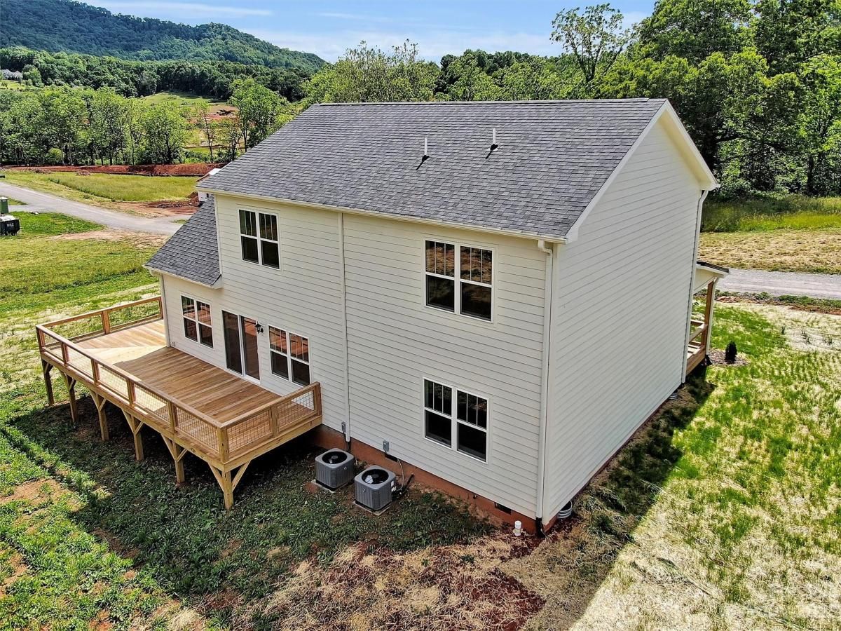 492 Scruggs Circle Canton NC 28716 CAR4050806