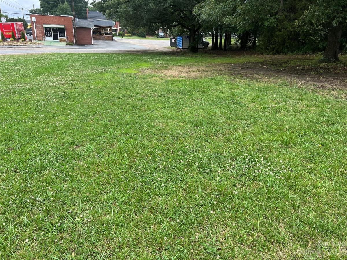 1814 C W Street Kannapolis NC 28081 CAR4063029