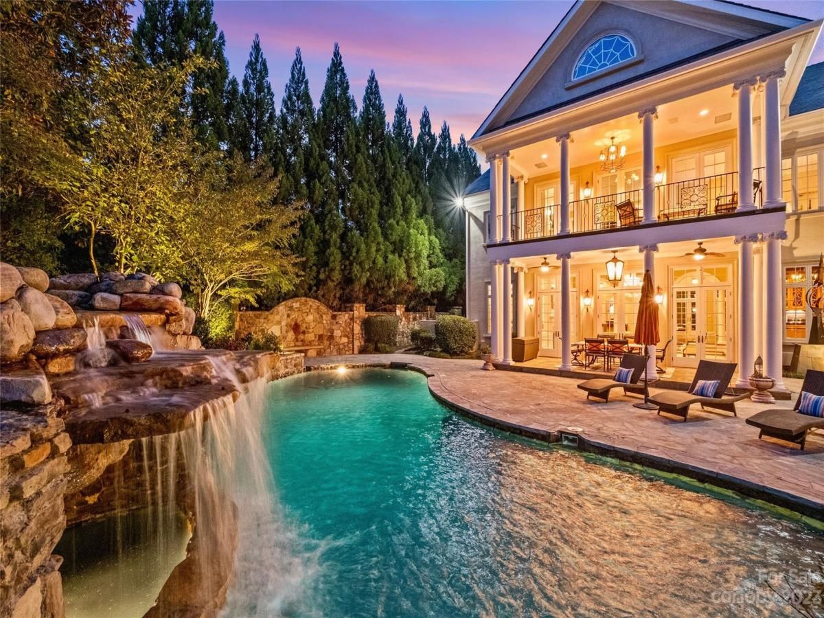 1547 Stanford Place Charlotte NC 28207 CAR4068875