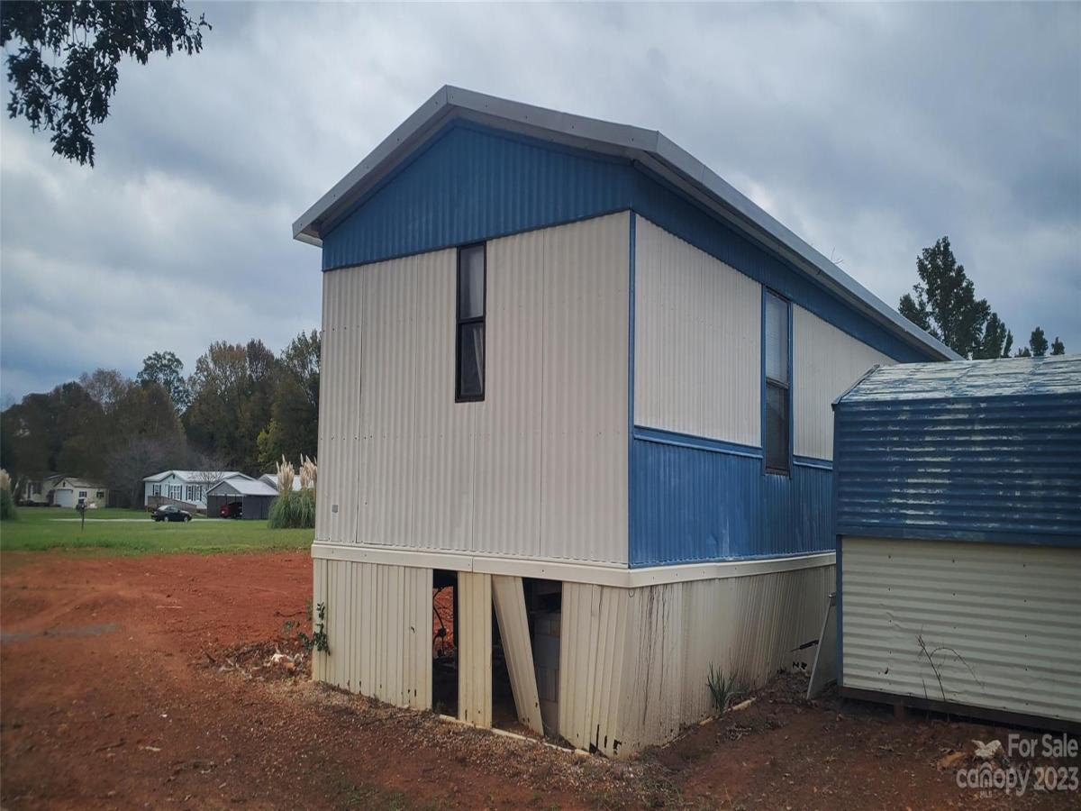 2675 Lower Stone Church Road Rockwell NC 28138 CAR4080509