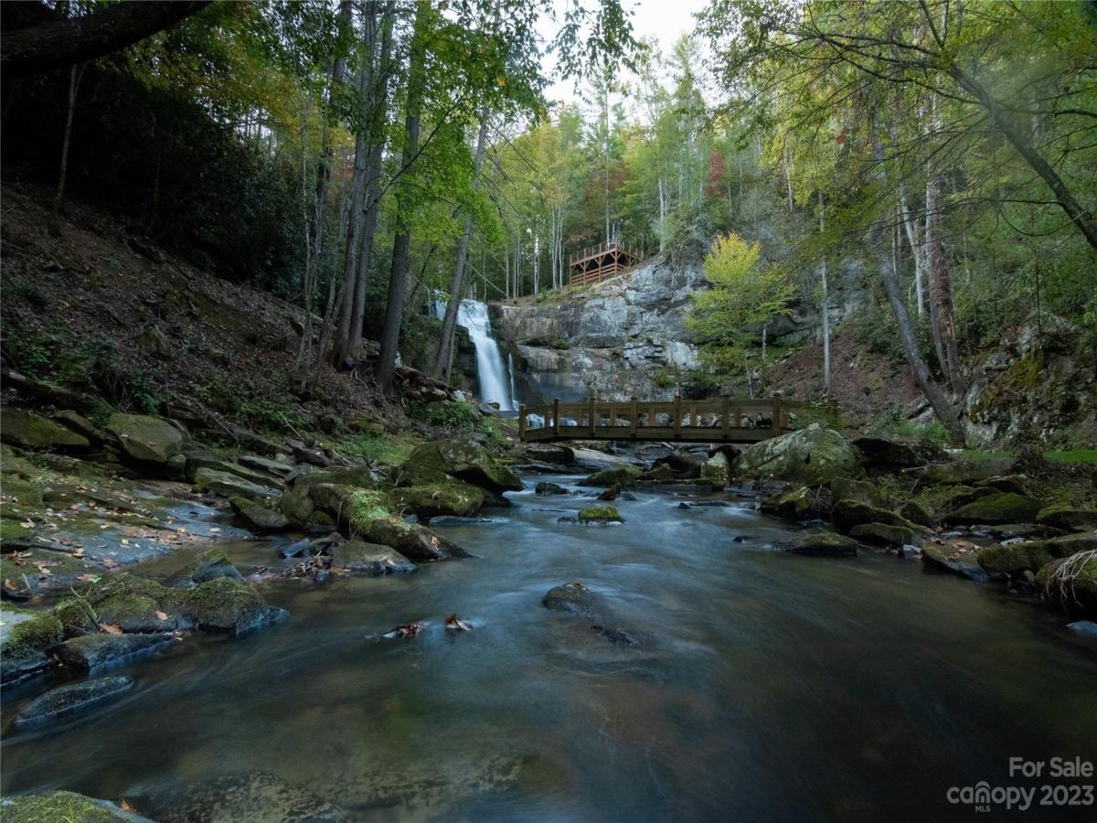 Map Rumbling Bald Map | Rumbling Bald on Lake Lure | NC