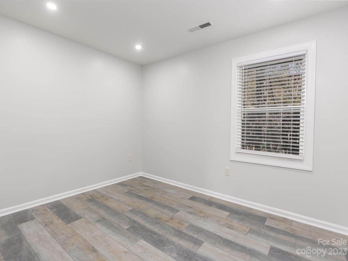 4123 Carmel Forest Drive Charlotte NC 28226 CAR4086649