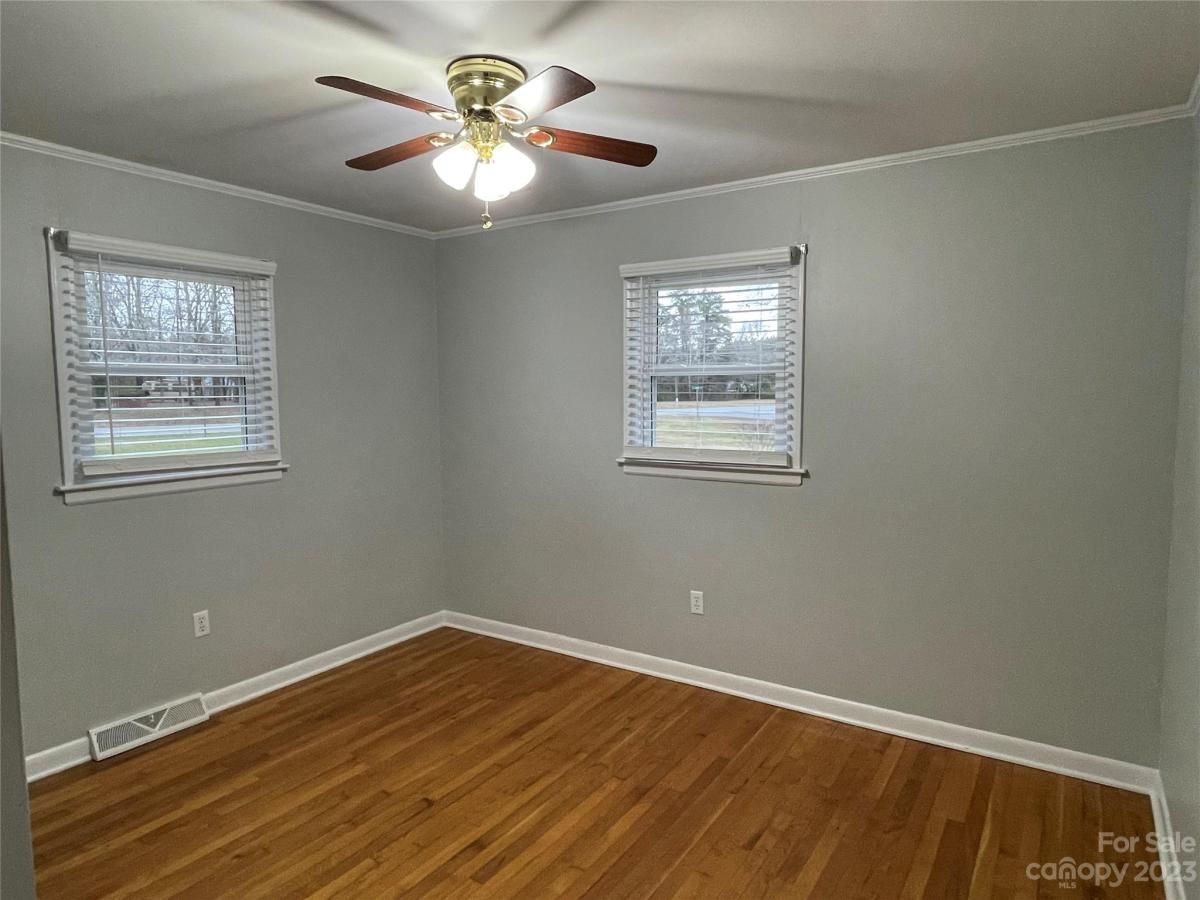 2211 Dallas Stanley Highway Stanley NC 28164 MLS CAR4096885