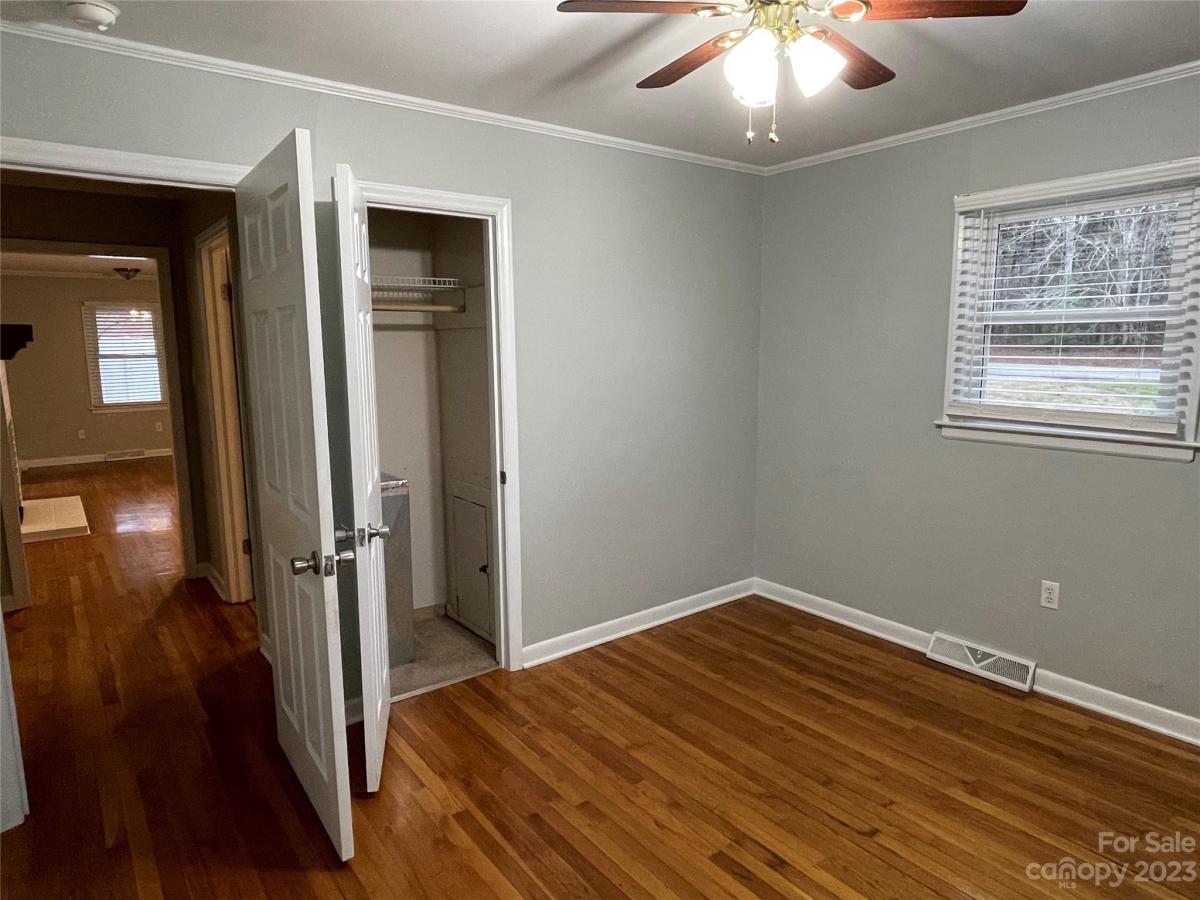 2211 Dallas Stanley Highway Stanley NC 28164 MLS CAR4096885