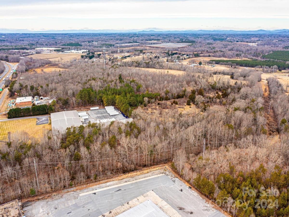 1750 Lap NE Road Conover NC 28613 CAR4102795