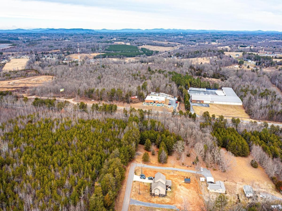 1750 Lap NE Road Conover NC 28613 CAR4102795