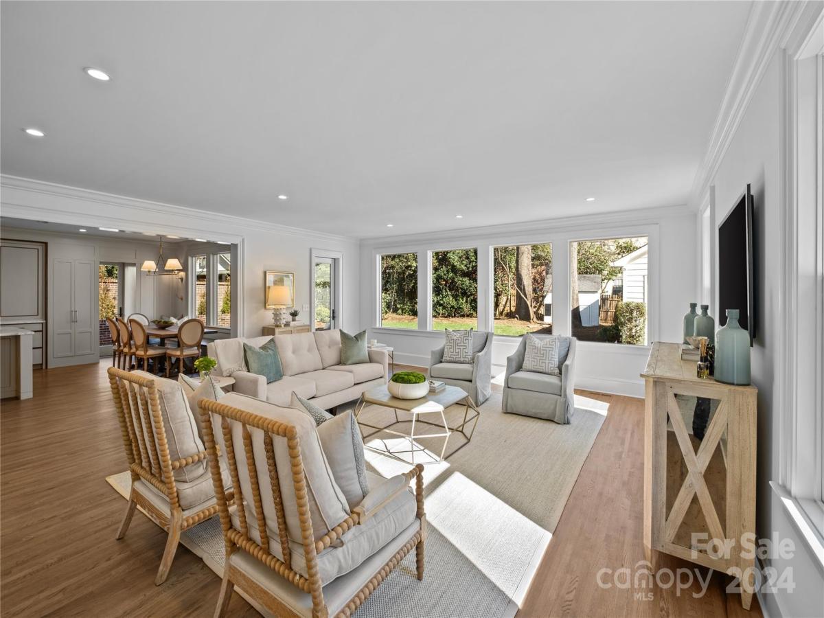 1633 Beverly Drive Charlotte NC 28207 CAR4103250