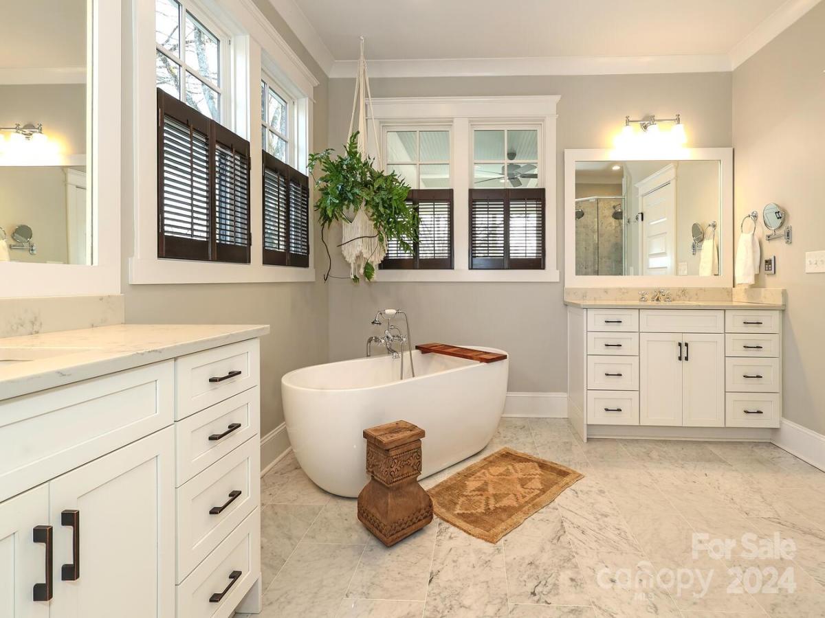 346 Wonderwood Drive Charlotte NC 28211 MLS CAR4108583