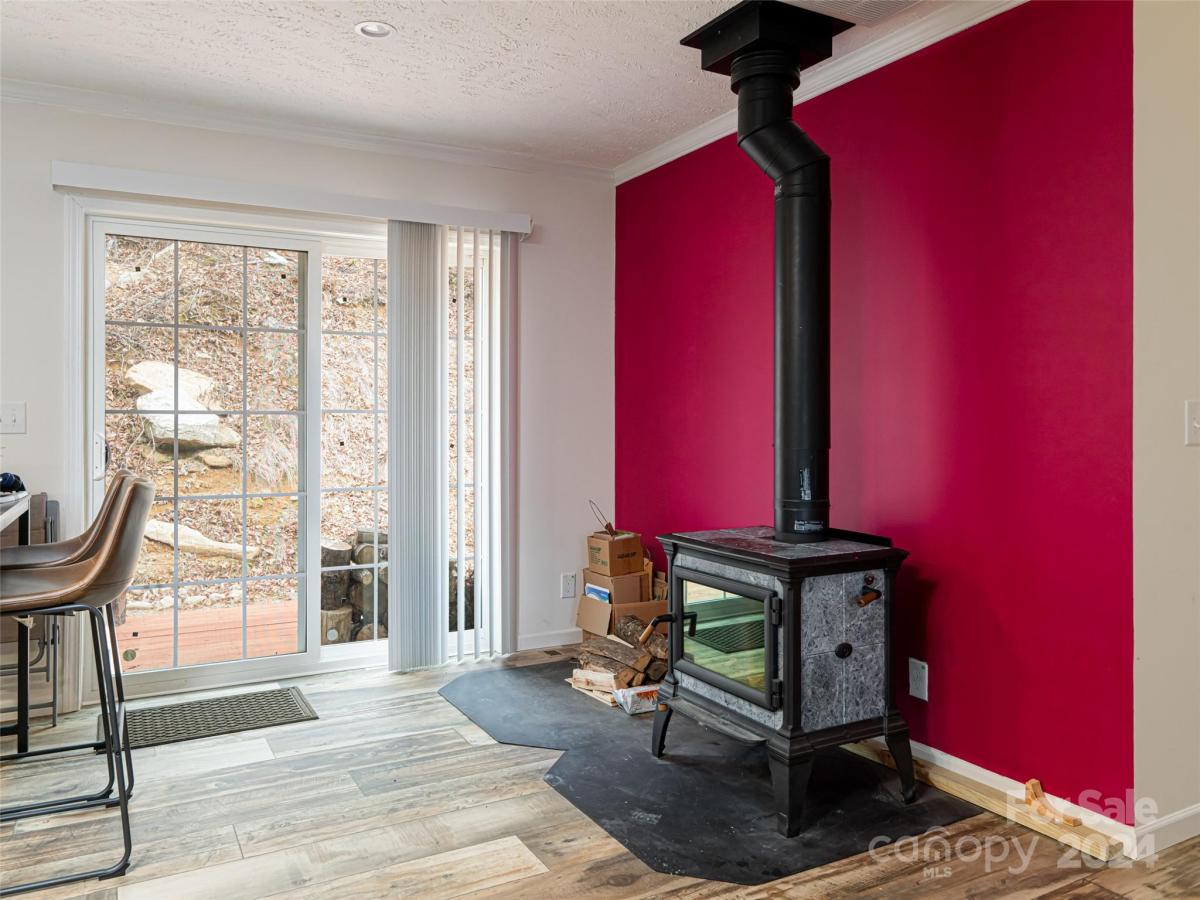 1063 Kilpatrick Road Hendersonville NC 28739 CAR4108619