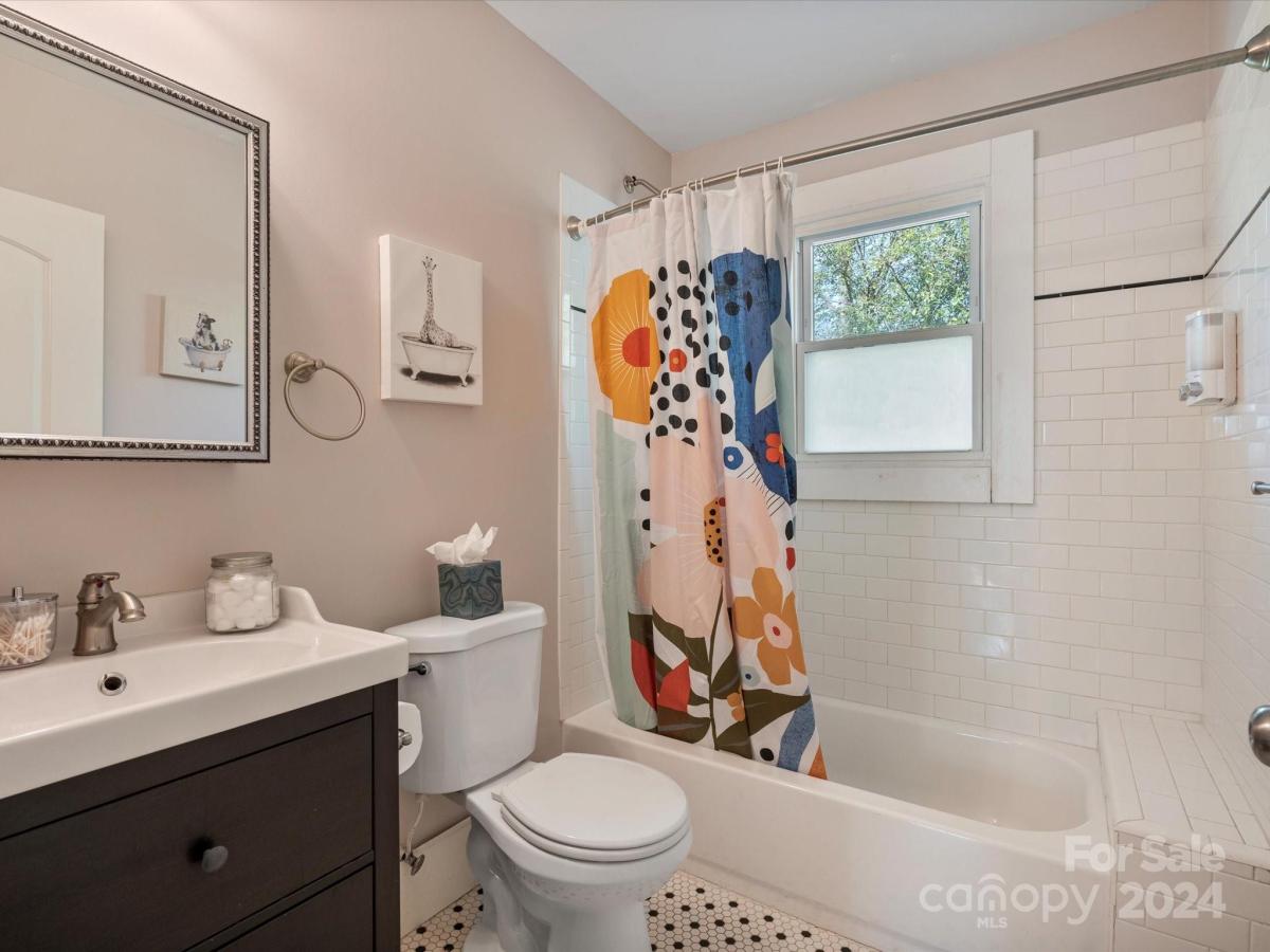 1617 Wickford Place Charlotte NC 28203 CAR4111405